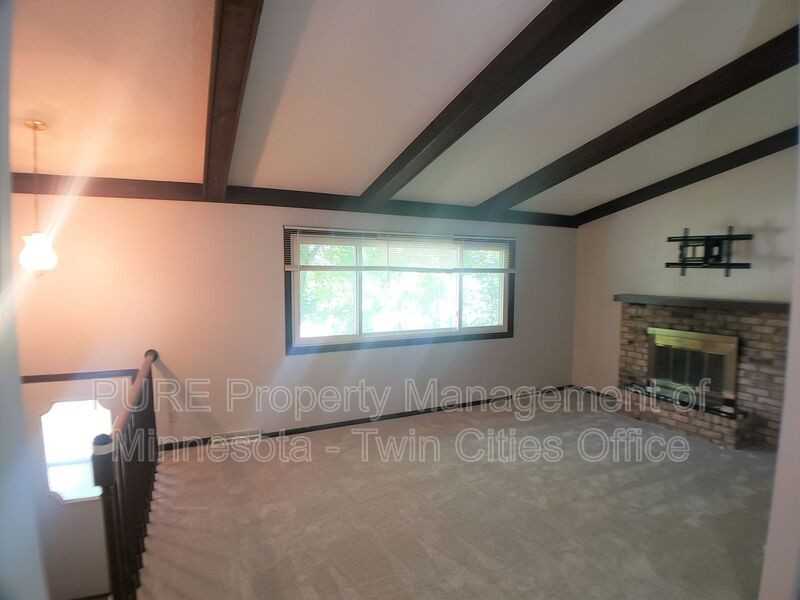 571 County Road B E - Photo 2 of 4