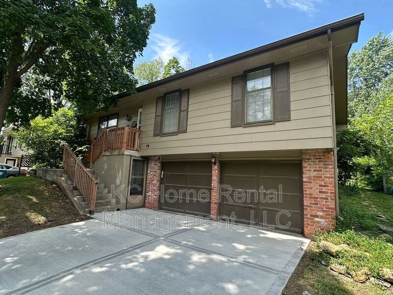 408 N Jefferson Ave - Photo 3 of 33