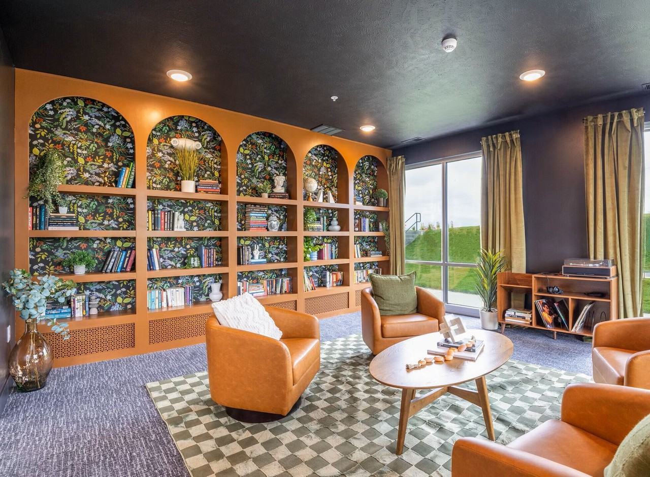 Windsor Hills - Photo 6 of 47