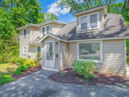 featured image of 15 Casimir St #REAR