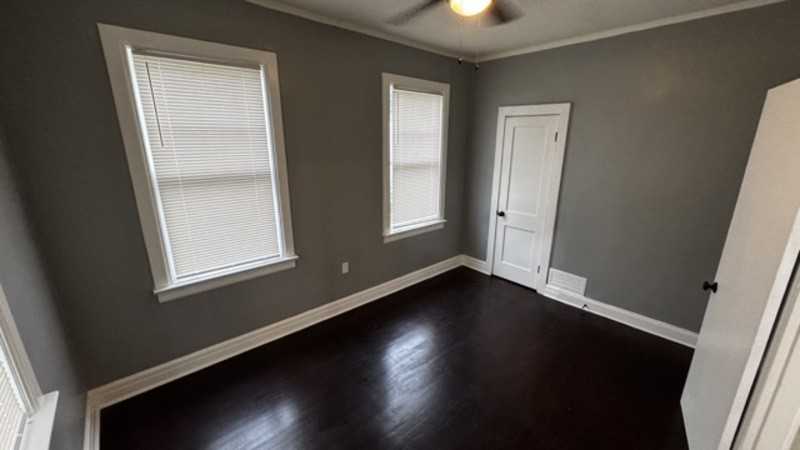 3244 Spottswood Ave - Photo 7 of 20