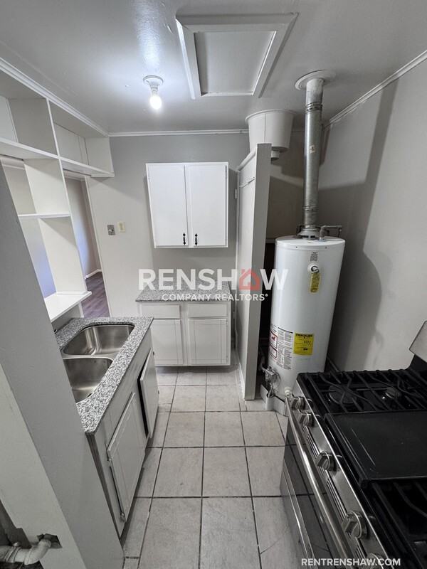 3300 Baskin St - Photo 6 of 16