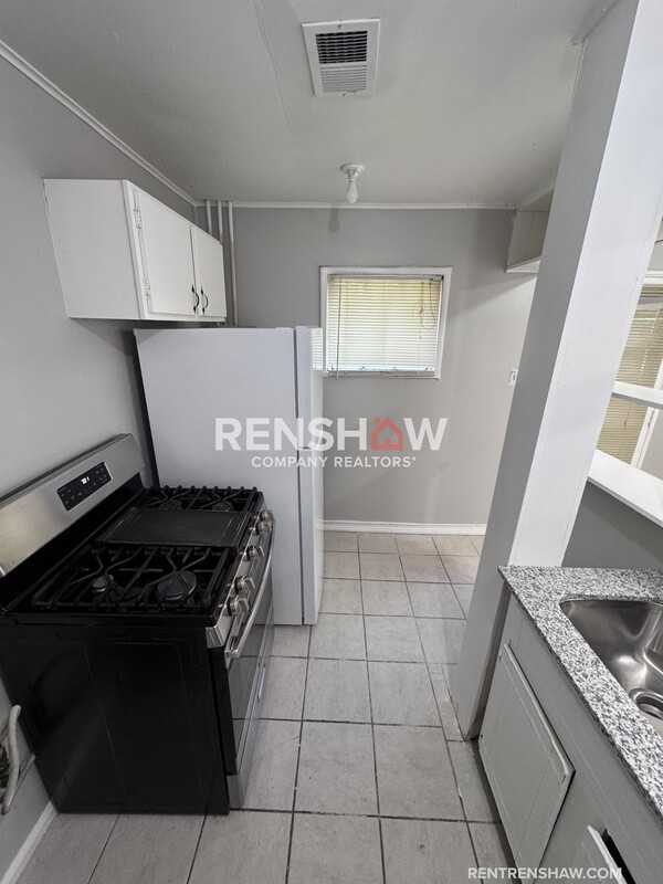 3300 Baskin St - Photo 7 of 16