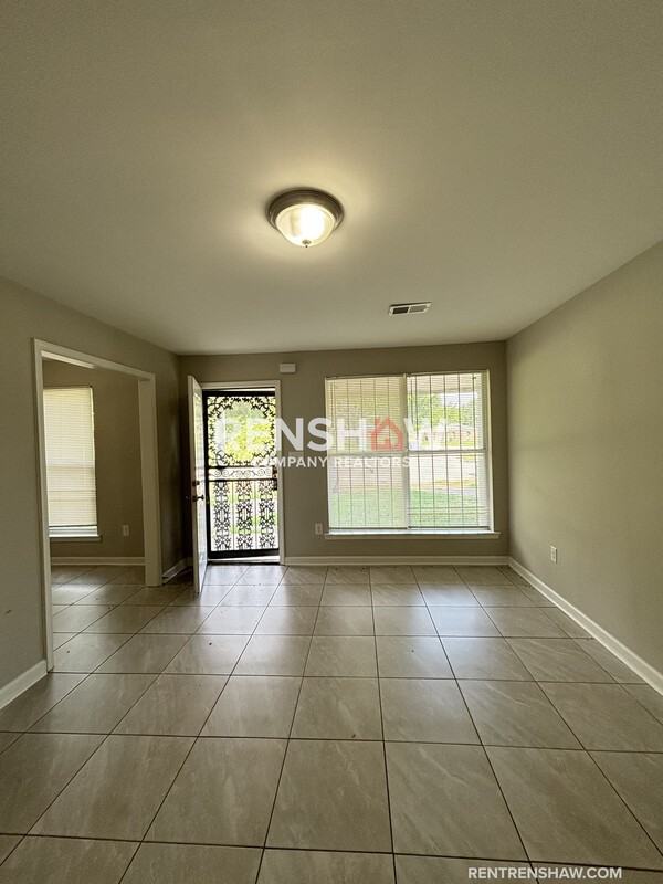 3004 Elbert Cv - Photo 3 of 14