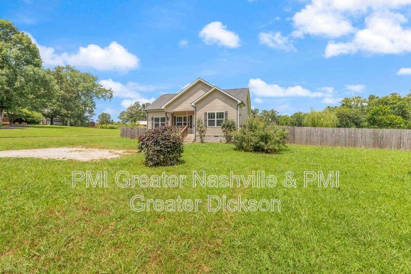 130 Old Pond Ln - Photo 2 of 30