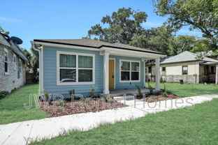 1416 W 6th St - Photo 1 of 1