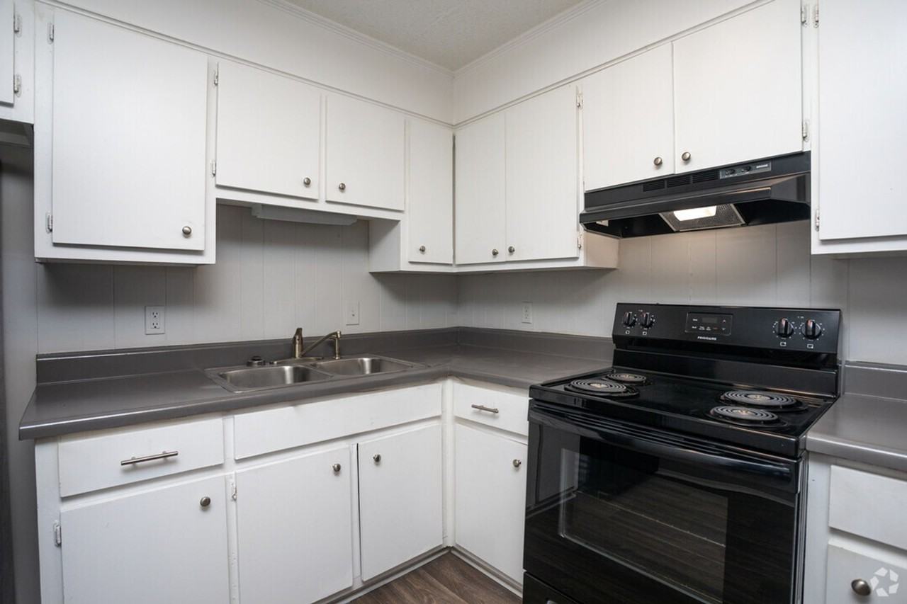 Brickhaven Apartments - Photo 3 of 24