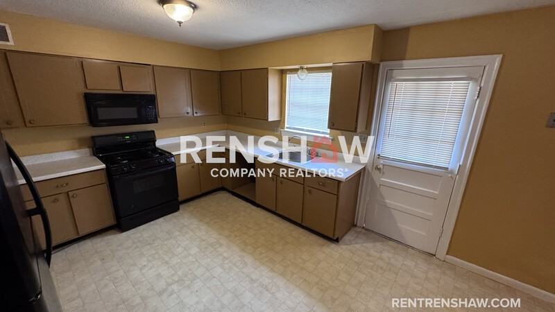 3222 Thirteen Colony Mall Apt 2b - Photo 5 of 16