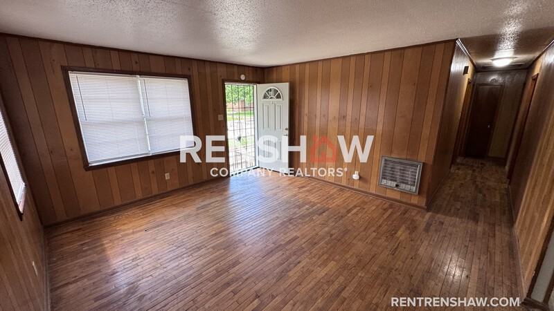 92 92 - Photo 4 of 14