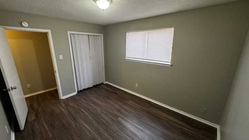 3646 Rhea Ave - Photo 5 of 12