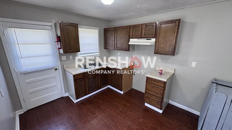 386 Navy Dr - Photo 5 of 15