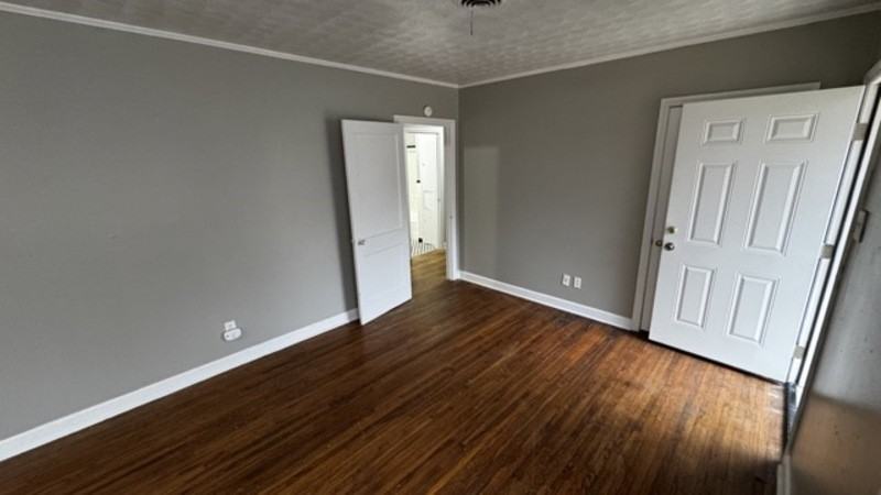 1294 Pallwood Rd - Photo 4 of 16