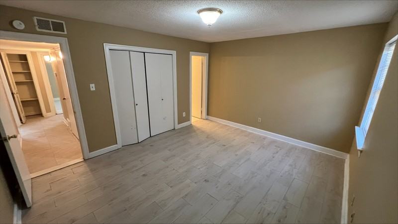 3216 S Mendenhall Rd #1A - Photo 6 of 10