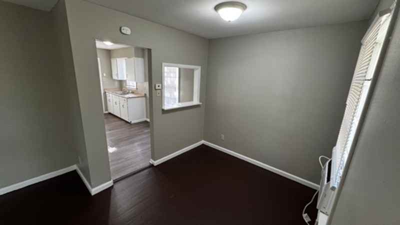 2183 Cassie Ave - Photo 4 of 15