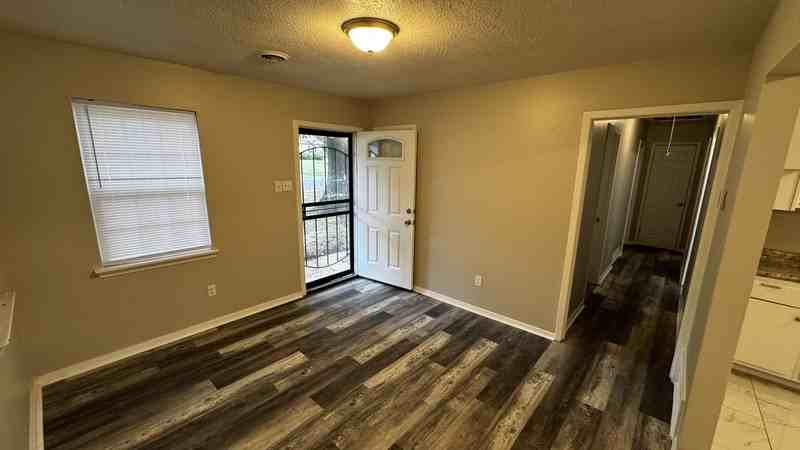 4264 Double Tree Rd - Photo 2 of 14