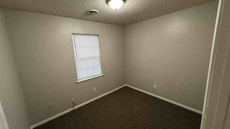 4264 Double Tree Rd - Photo 5 of 14