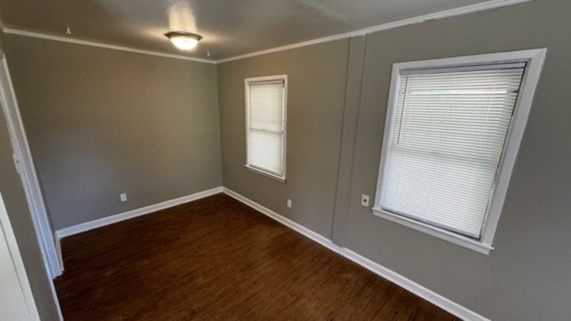 2311 Imogene St - Photo 6 of 16