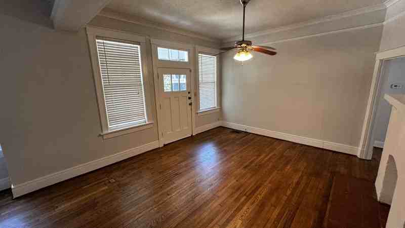 1519 N Parkway - Photo 2 of 18