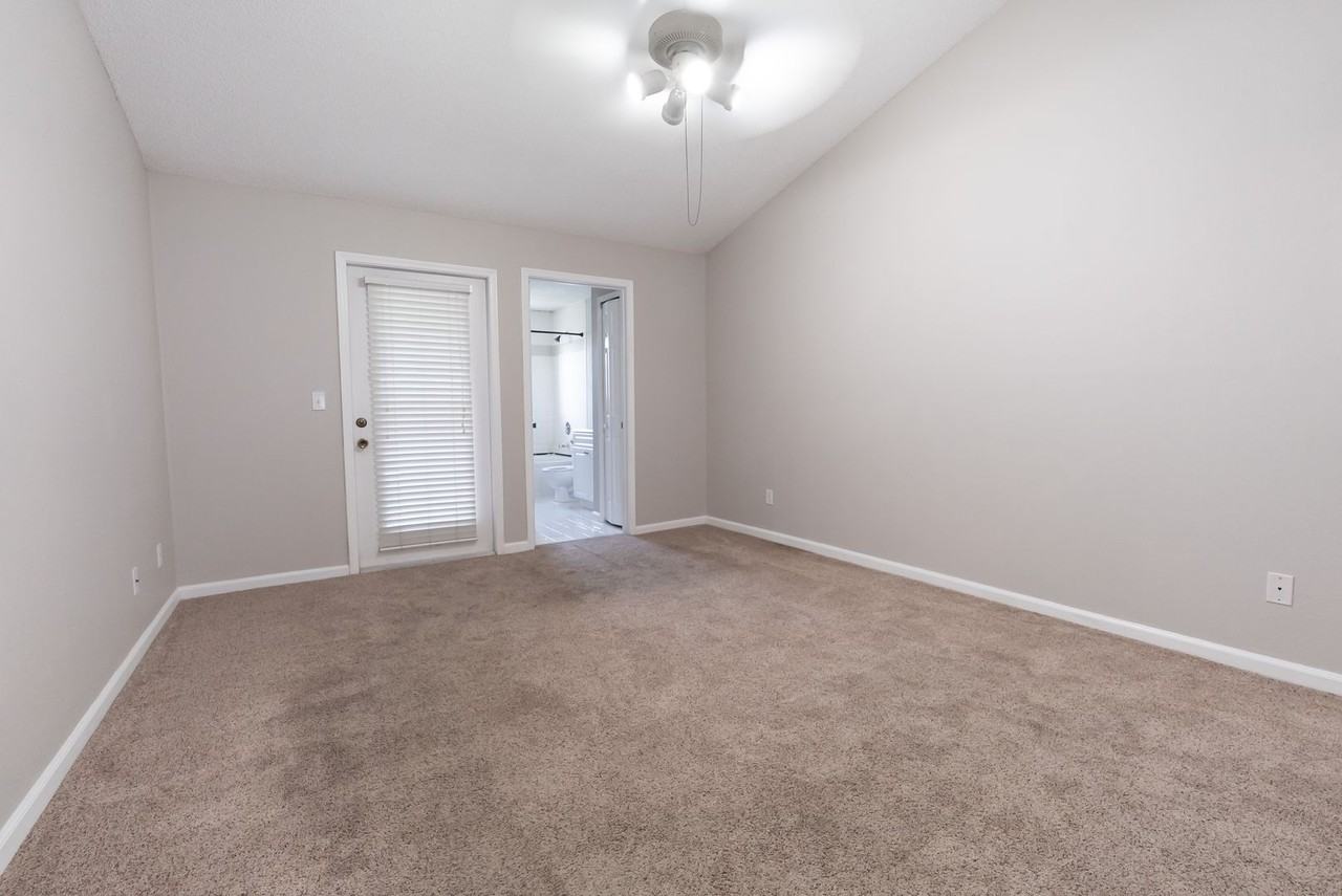 800 Ironwood Dr #834 - Photo 5 of 21