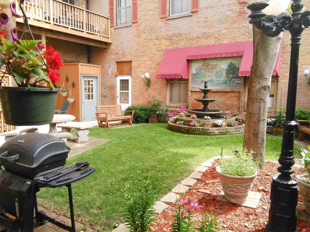 Alexson - Photo 7 of 43