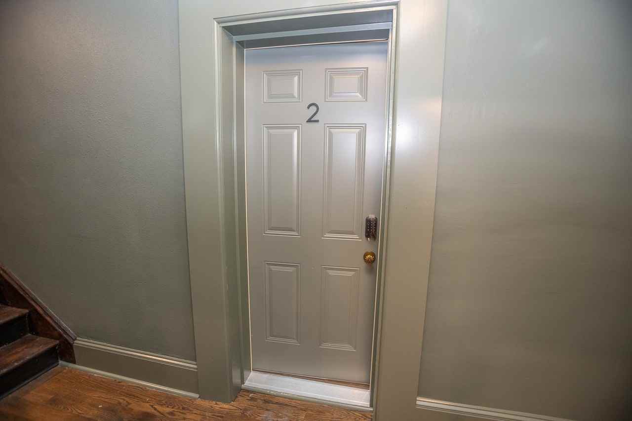 1122 East McCarty Street - Photo 3 of 19