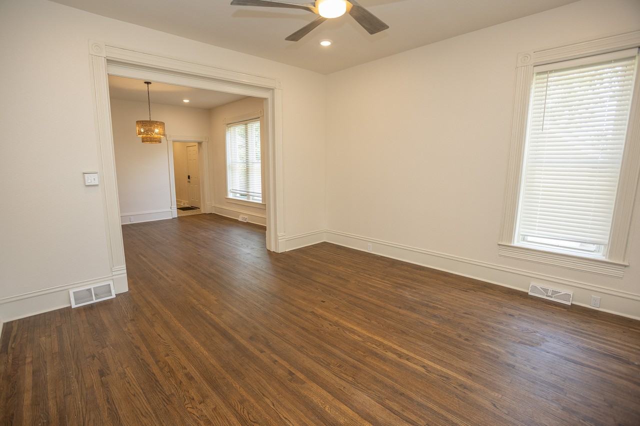 1122 East McCarty Street - Photo 4 of 19