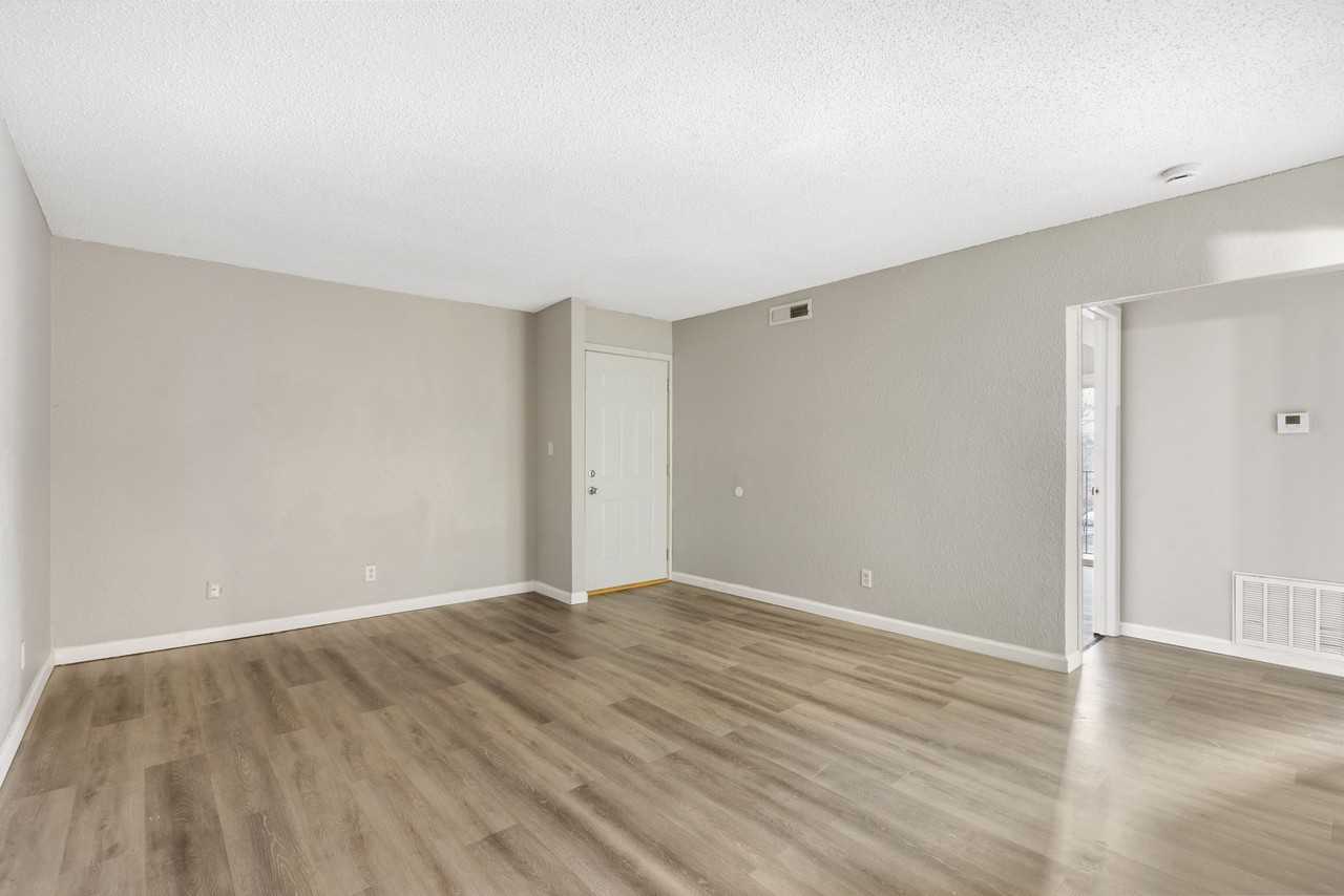 True North Apartments - Photo 5 of 19