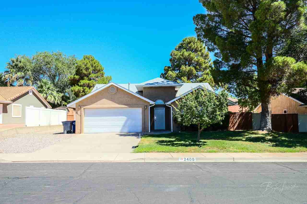 2409 E 130 N - Photo 3 of 42