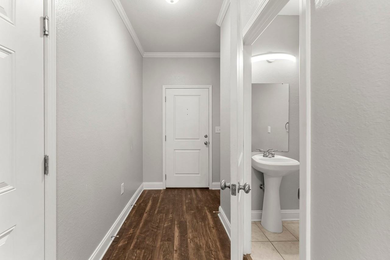 23 S Sand Palm Rd - Photo 2 of 35