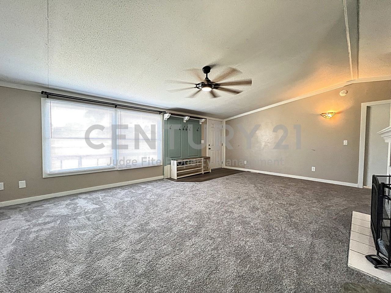 196 Hilltop Trl - Photo 2 of 12