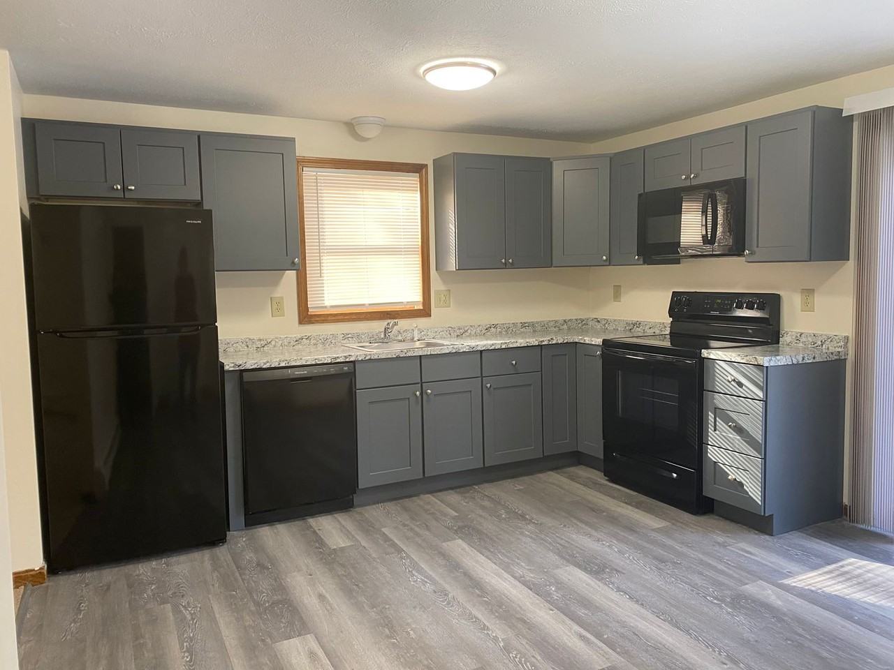 Hudson Ridge - Photo 3 of 17