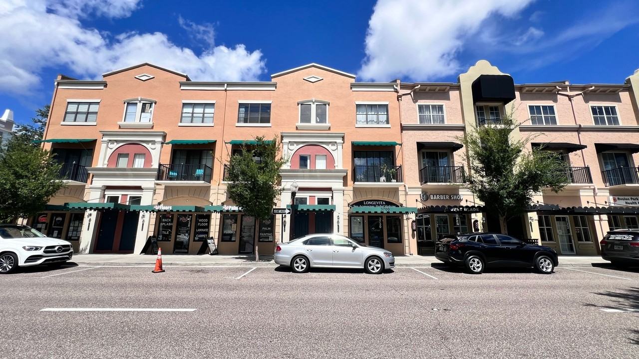 3736 Avalon Park East Blvd - Photo 2 of 43