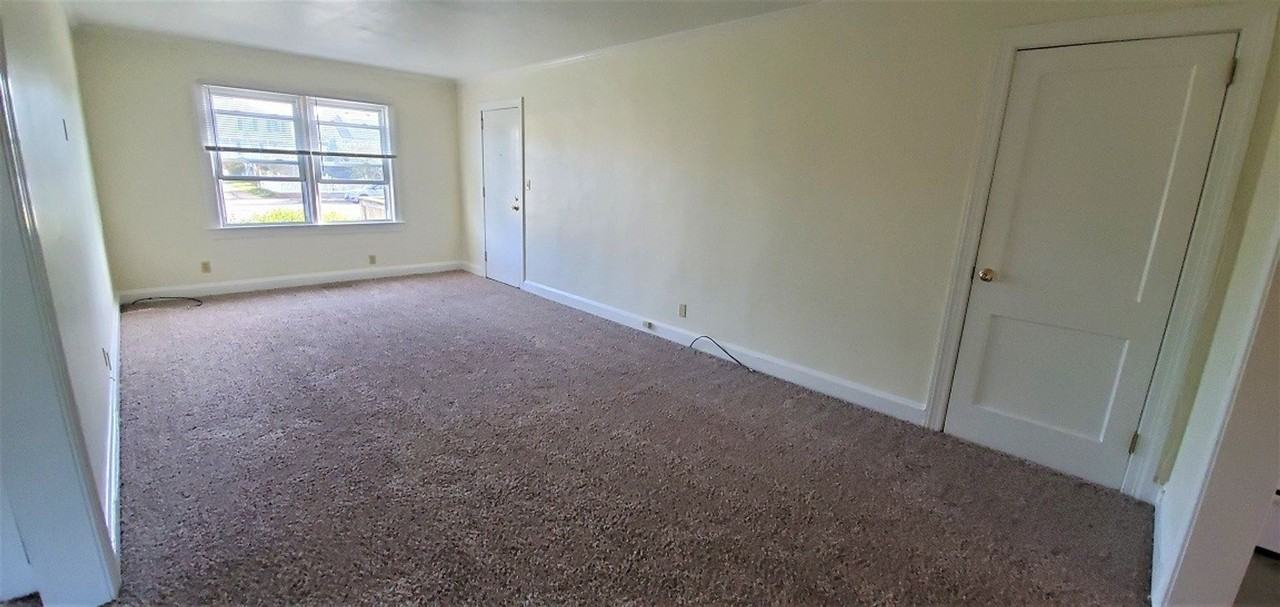 Inlet Pointe Apartments - Photo 4 of 11