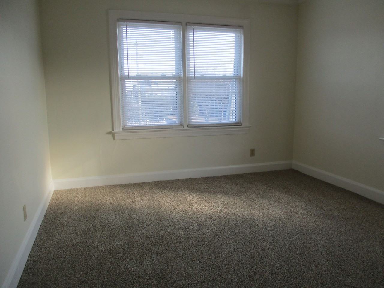 Inlet Pointe Apartments - Photo 5 of 11