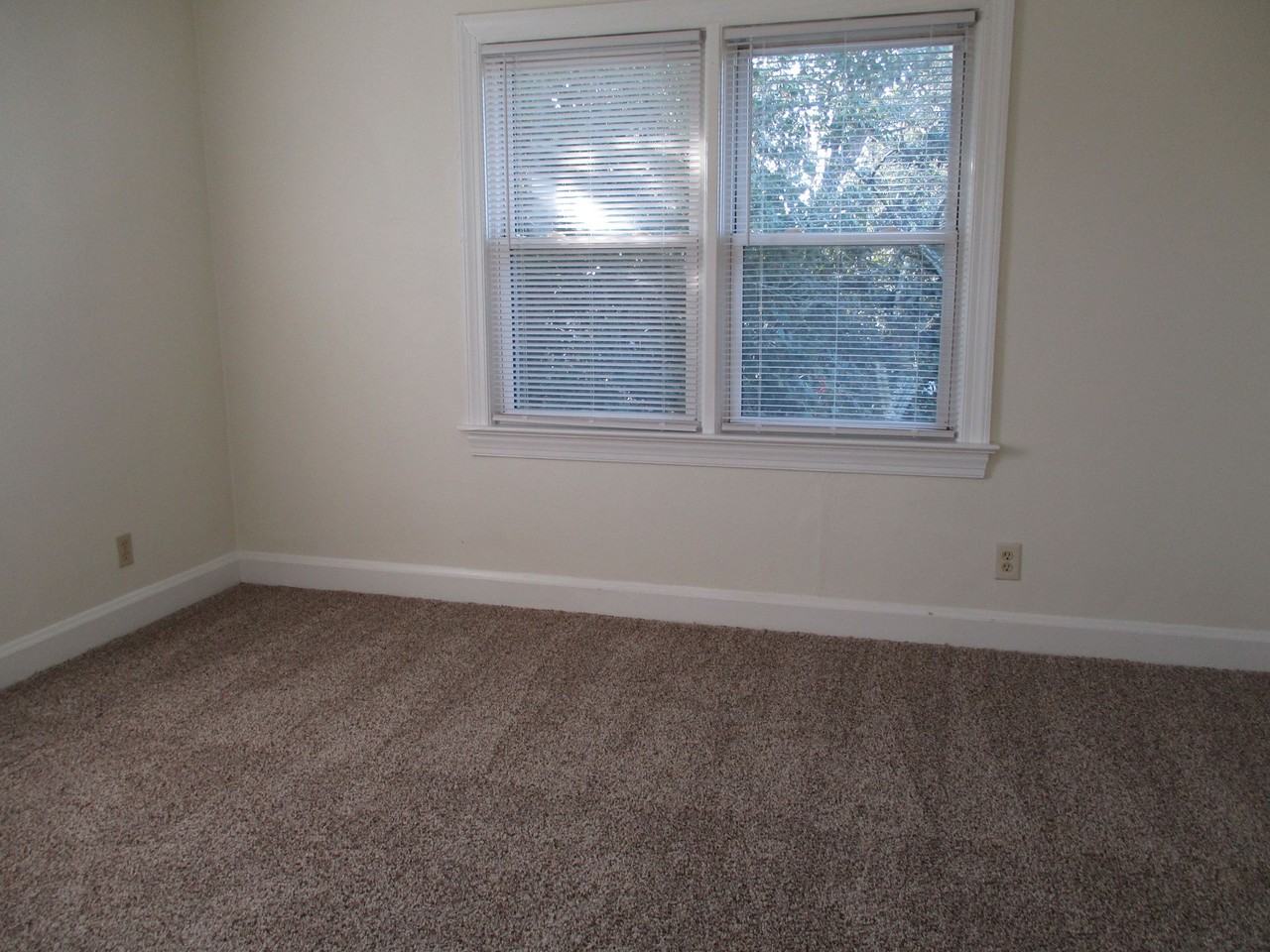 Inlet Pointe Apartments - Photo 6 of 11