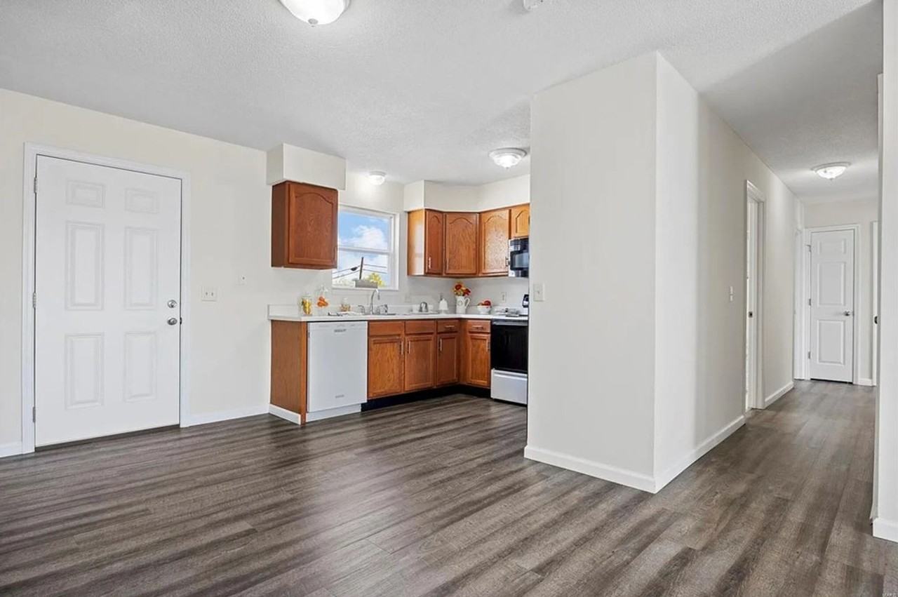 640 Kuhne Hts - Photo 5 of 8