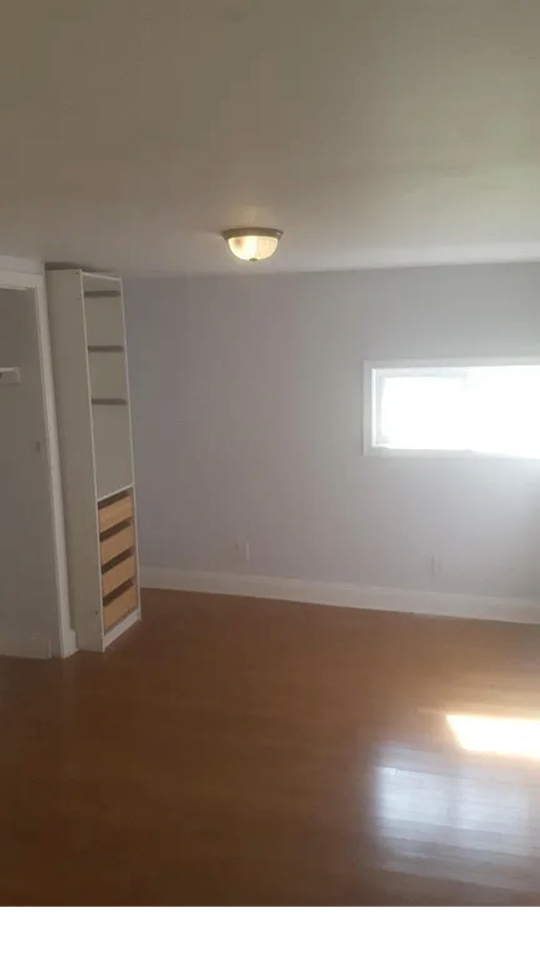 222 S Stricker St - Photo 4 of 7