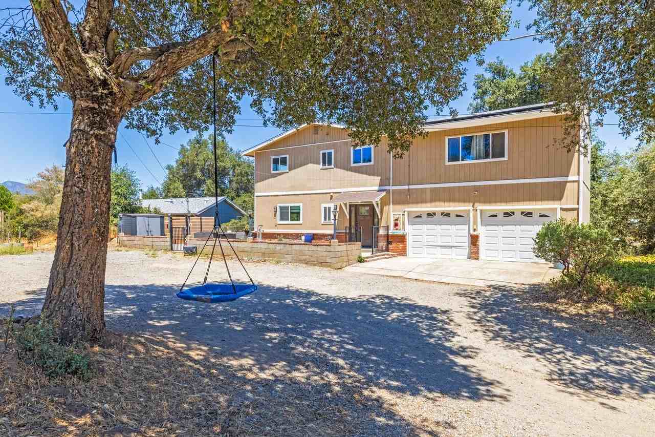 9678 Garwood Rd - Photo 2 of 46