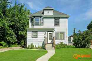 915 Broadway N - Photo 1 of 1