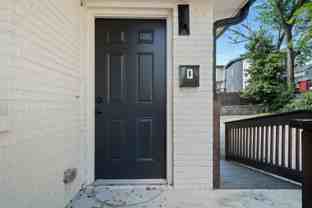 1905 Hermosa St #D - Photo 1 of 1