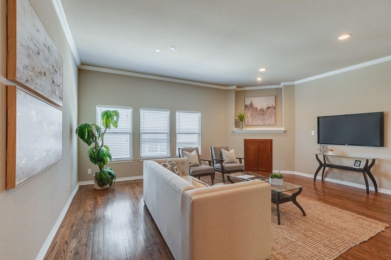 2816 Lubbock Ave - Photo 4 of 32