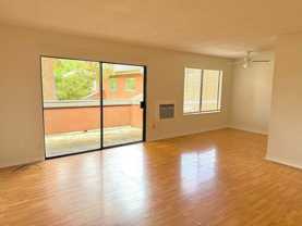 38623 Cherry Ln - Photo 1 of 1