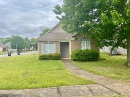 featured image of 2174 Parsons Dr