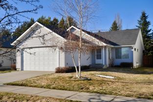 661 W Bushwood Ave - Photo 1 of 1