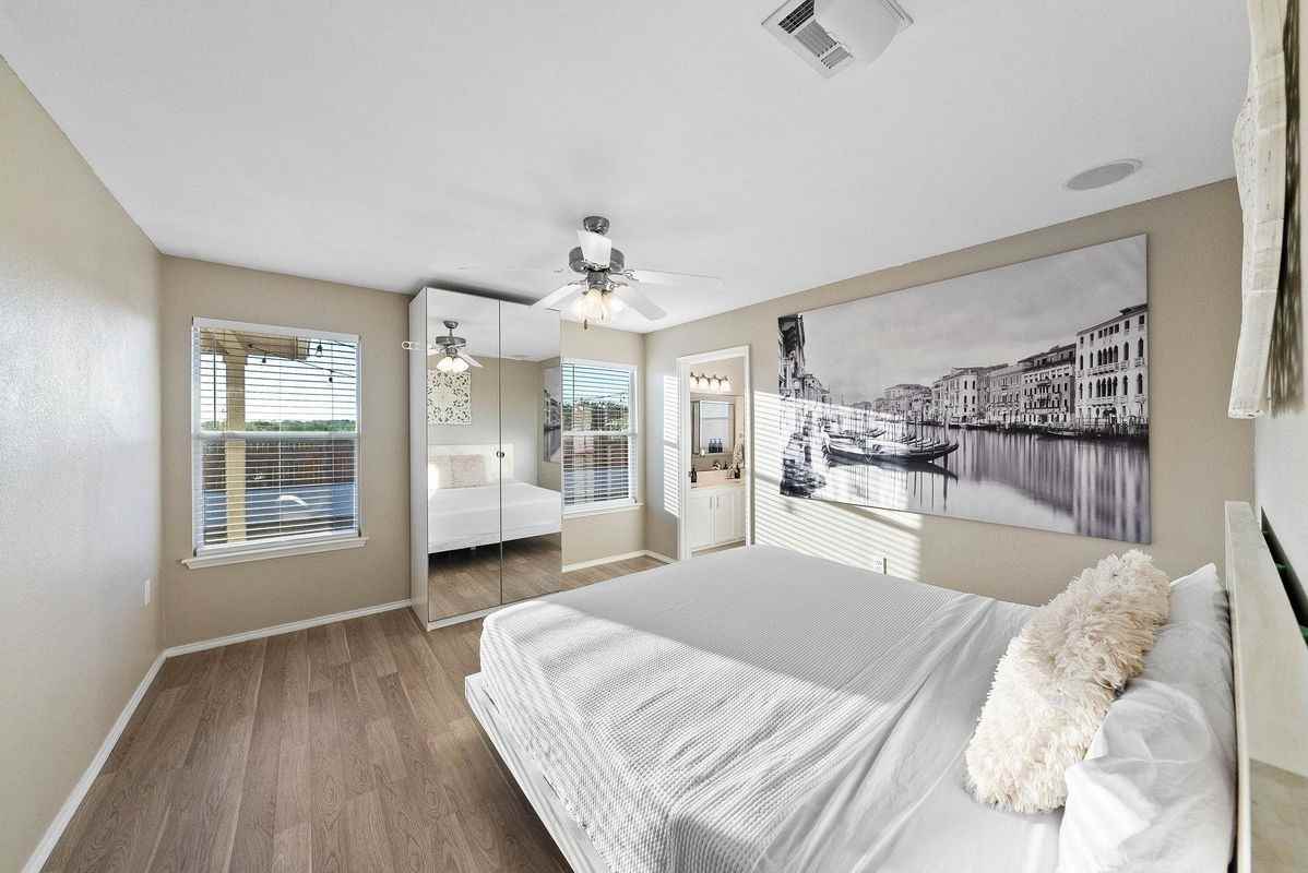 6117 Los Cielos Blvd - Photo 7 of 34