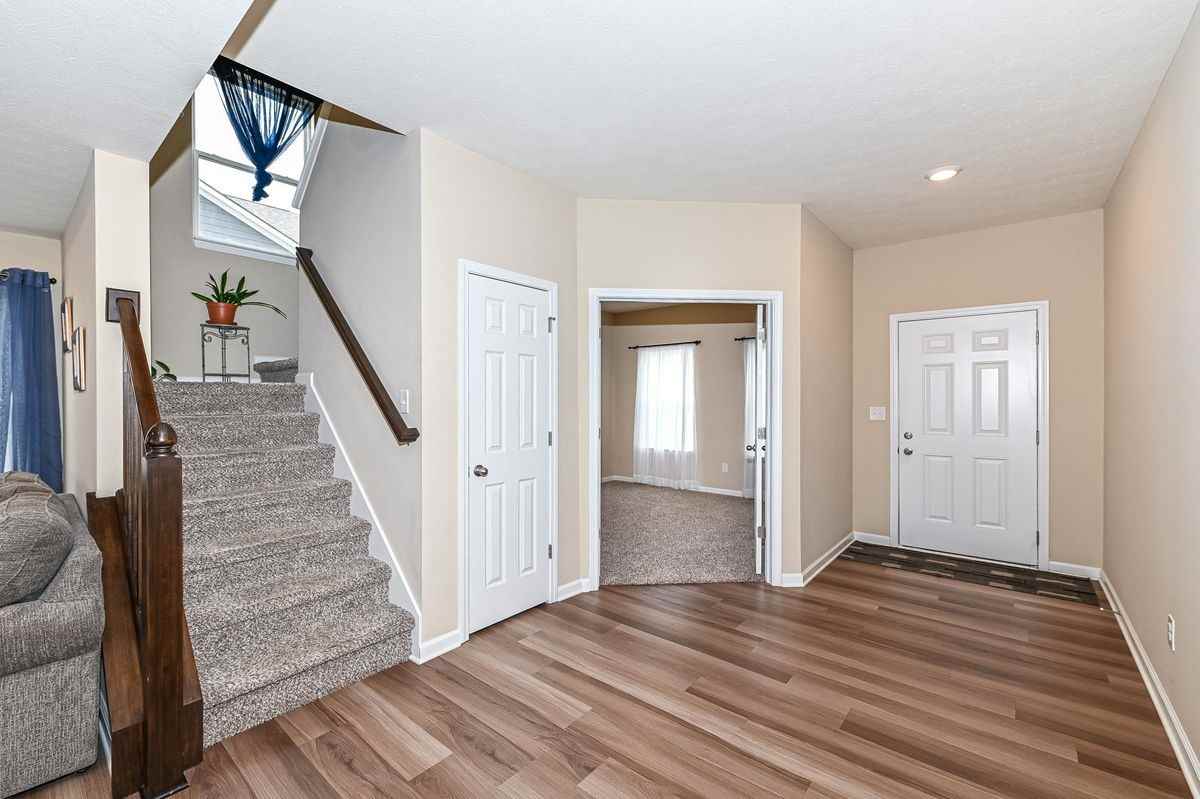 16406 Taconite Dr - Photo 2 of 27