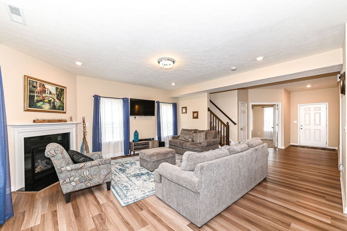 16406 Taconite Dr - Photo 4 of 27