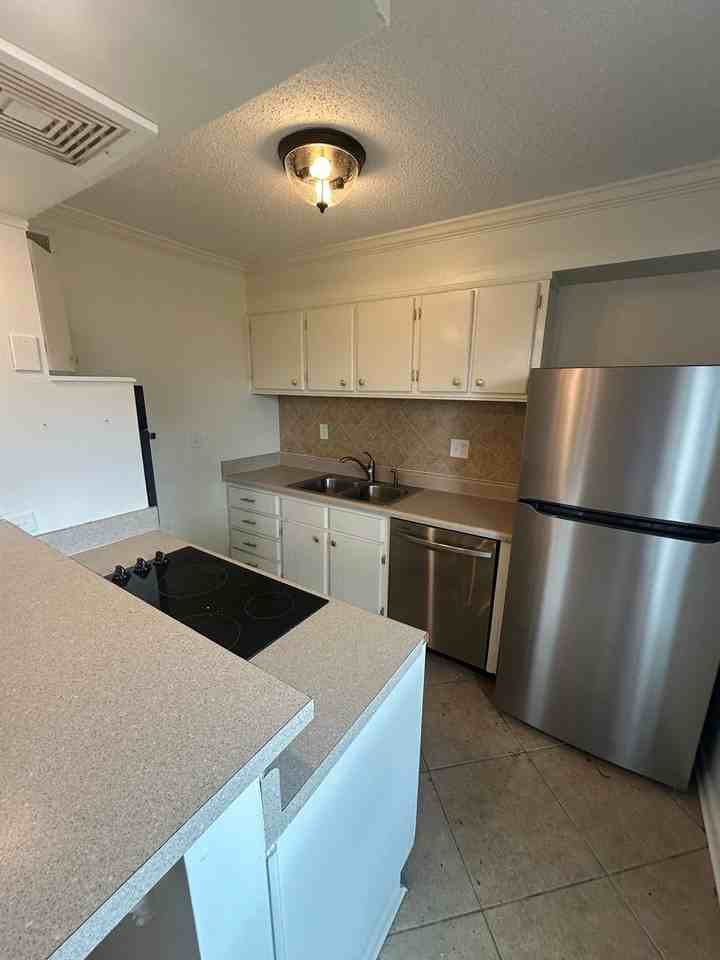 977 June Road - Photo 3 of 9