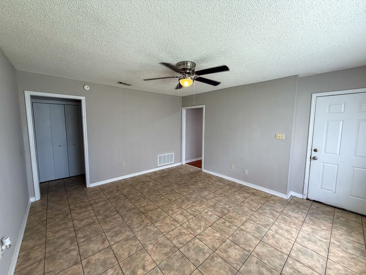 4525 Florelle Way - Photo 3 of 20