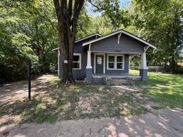 featured image of 1727 N 9th St